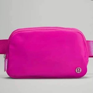 Lululemon Sonic Pink Everywhere Belt Bag NWT